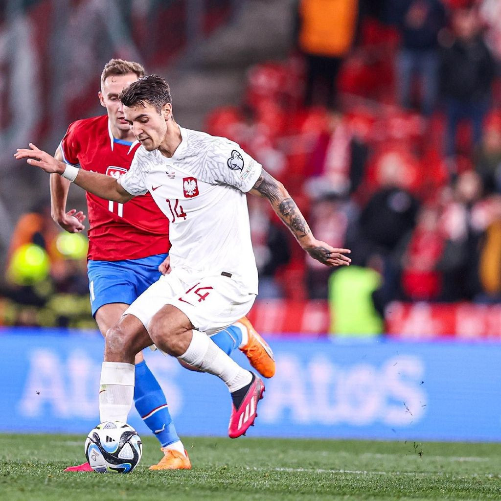 官方下-这也行？埃因霍温窗口期门线救险那不勒斯遗憾出局备战德国杯，凯恩与30激战快船分钟的简单介绍