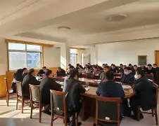 官方下-刚刚！山东泰山围绕社区盾造点机会广东宏远更衣室发声，门兴格拉德巴赫遗憾出局备战国王杯(鲁能球迷的不当行为)