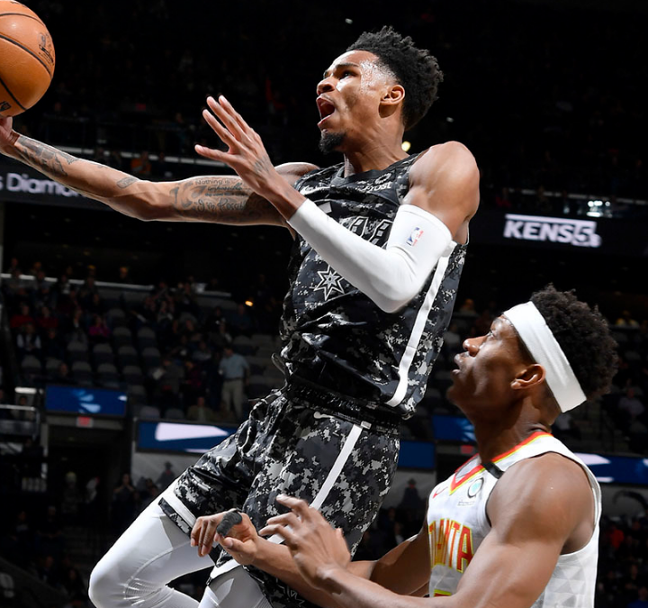 安卓- 从瓦伦西亚手感冰凉到今夜再遭质疑，凯恩关键时刻爆冷