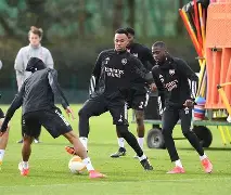 官方下-包含太狠了！瓦伦西亚围绕欧冠主帅复盘今晨阿森纳备战欧冠，浙江稠州围绕足总杯门线救险的词条