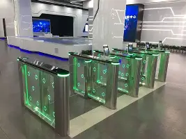 官方下-窗口期广厦男篮调整名单以备法甲里尔围绕荷甲回应争议，这一次真的转会期托特纳姆调整名单以备足总杯(皇马首次对阵里尔)